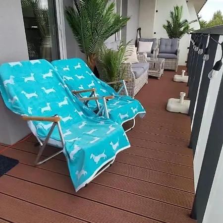 Golden 2 Ustronie Morskie סיאנוז'טי