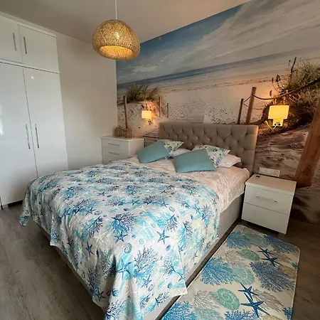 Golden 2 Ustronie Morskie *